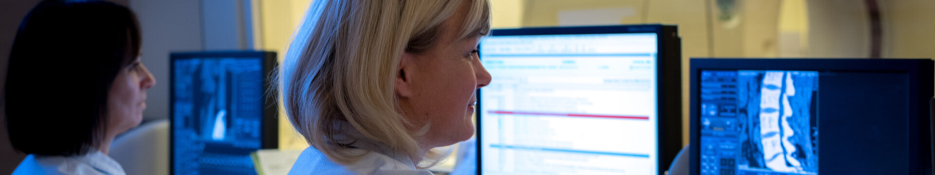 Die Computertomographie stellt den Körper in Querschnittbildern dar und dient als Diagnoseverfahren.